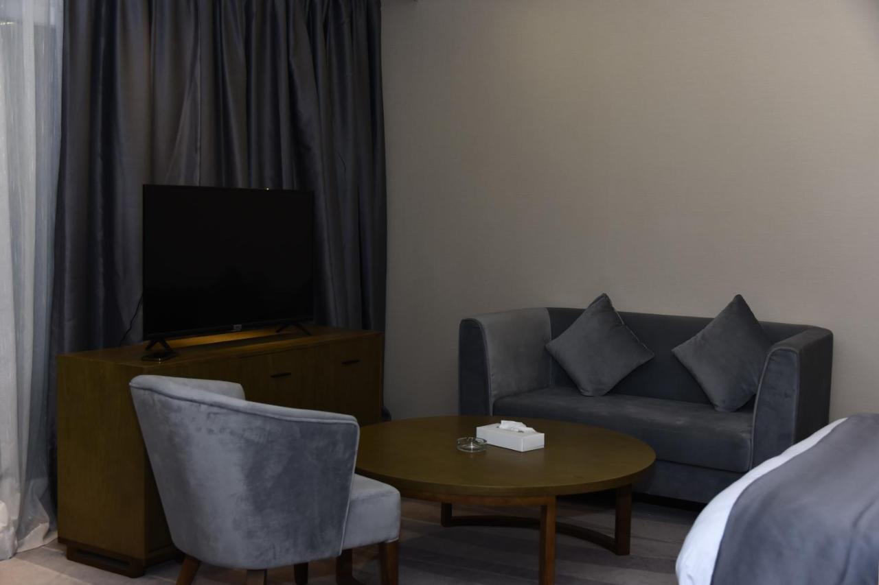 Hotel The Airport 3*